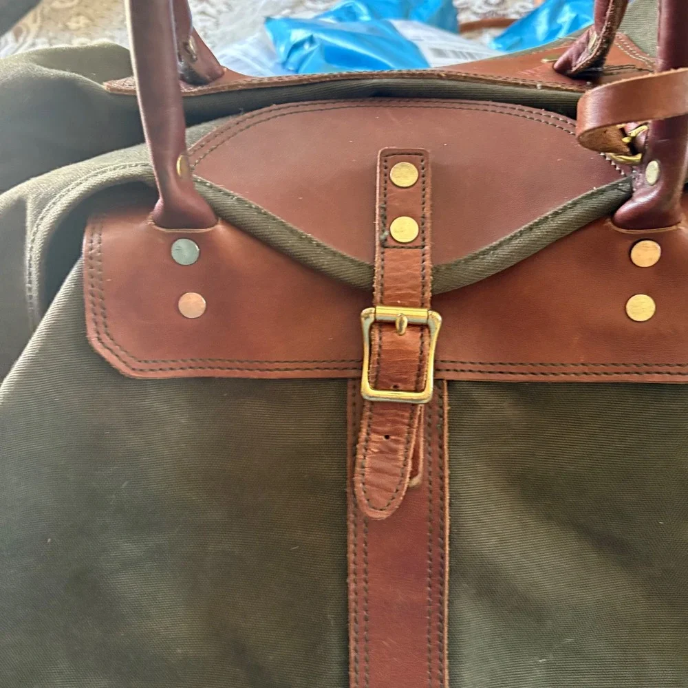 Vintage Travel Bag  Orvis Battenkill Green Canvas Leather Weekender Duffle Bag